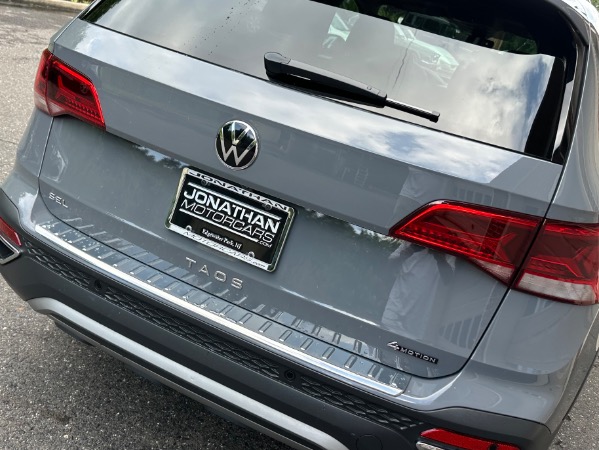 Used-2023-Volkswagen-Taos-SEL-4Motion