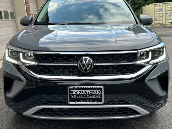 Used-2023-Volkswagen-Taos-SEL-4Motion