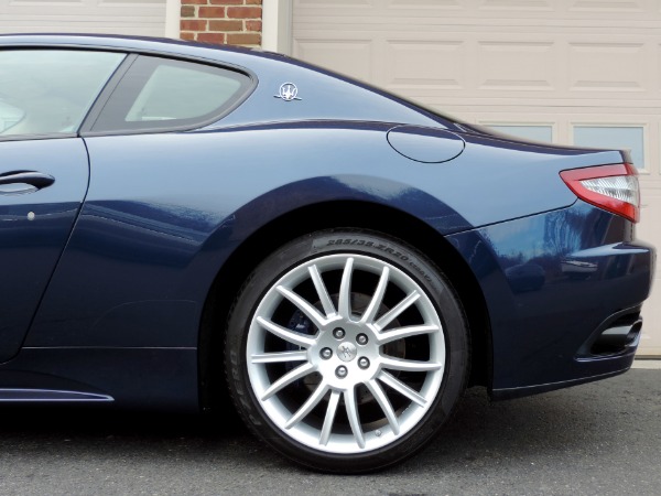 Used-2014-Maserati-GranTurismo-Sport