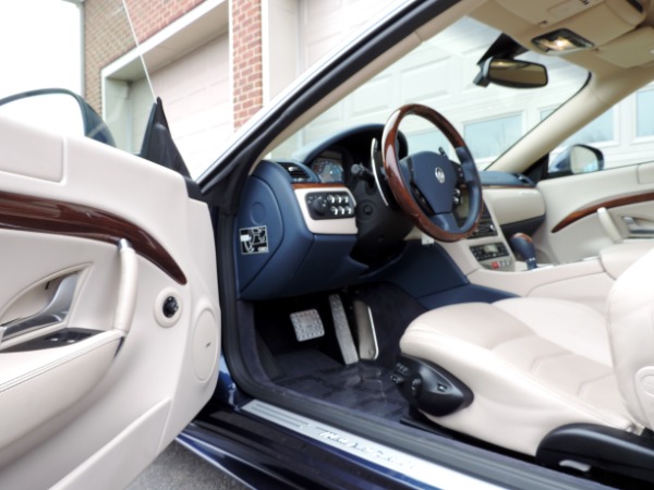 Used-2014-Maserati-GranTurismo-Sport