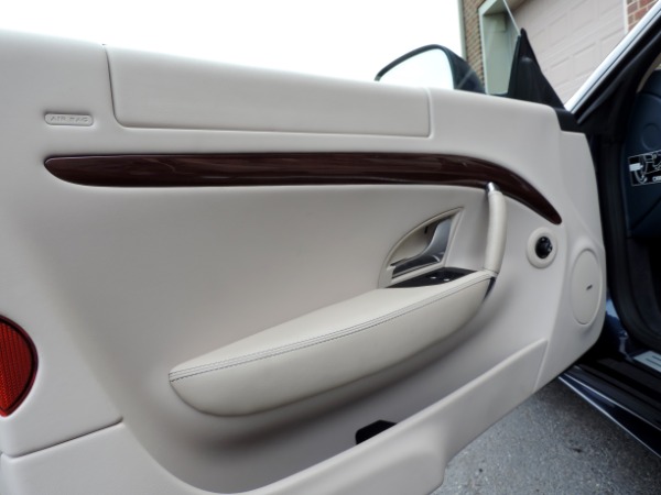 Used-2014-Maserati-GranTurismo-Sport