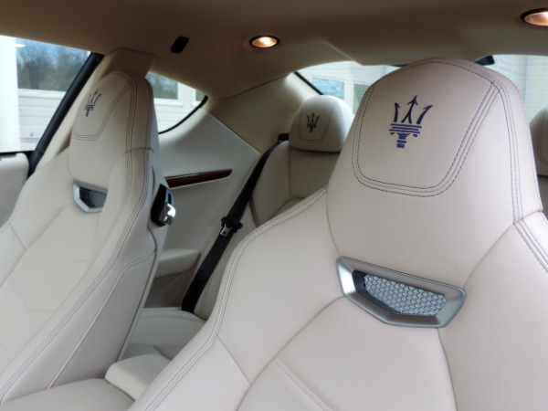 Used-2014-Maserati-GranTurismo-Sport