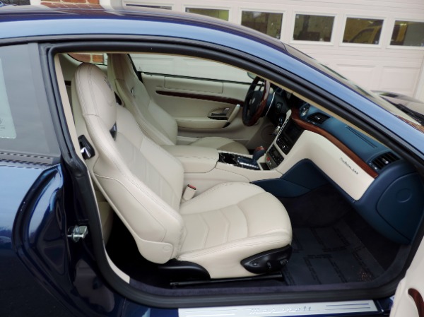 Used-2014-Maserati-GranTurismo-Sport