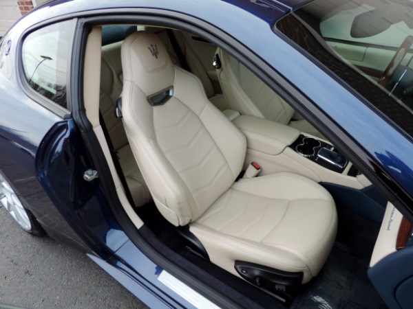 Used-2014-Maserati-GranTurismo-Sport