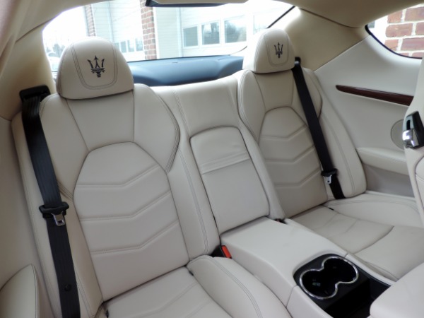 Used-2014-Maserati-GranTurismo-Sport
