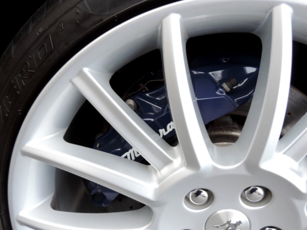 Used-2014-Maserati-GranTurismo-Sport