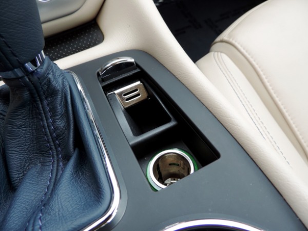 Used-2014-Maserati-GranTurismo-Sport