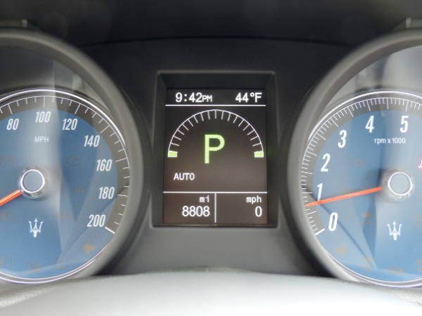 Used-2014-Maserati-GranTurismo-Sport