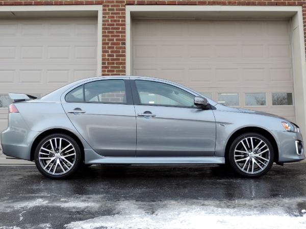 Used-2017-Mitsubishi-Lancer-SE