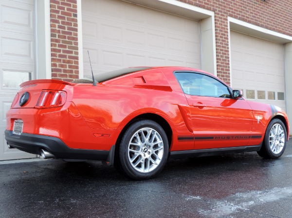 Used-2012-Ford-Mustang-V6-Premium