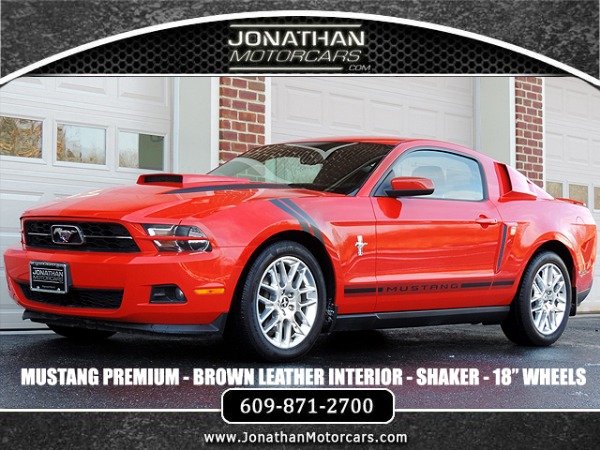 Used-2012-Ford-Mustang-V6-Premium