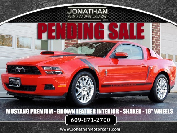 Used-2012-Ford-Mustang-V6-Premium