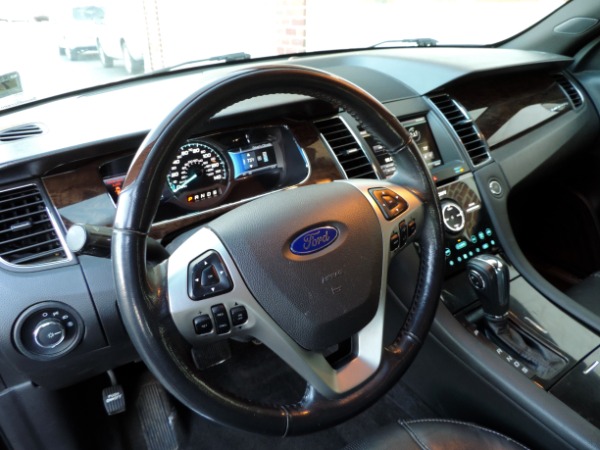 Used-2013-Ford-Taurus-Limited