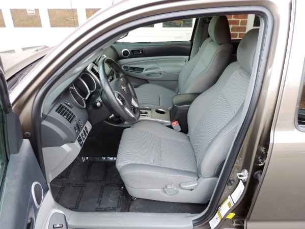 Used-2015-Toyota-Tacoma-V6