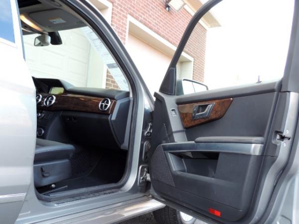 Used-2015-Mercedes-Benz-GLK-Class-GLK350-4MATIC---NAV---PANO---FACELIFT