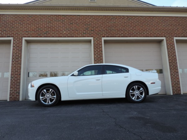 Used-2014-Dodge-Charger-SXT-Plus