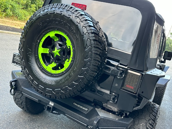 Used-2016-Jeep-Wrangler-Unlimited-Rubicon