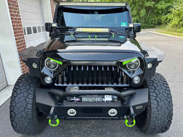 Used-2016-Jeep-Wrangler-Unlimited-Rubicon
