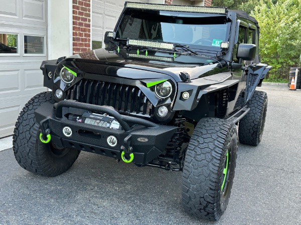 Used-2016-Jeep-Wrangler-Unlimited-Rubicon