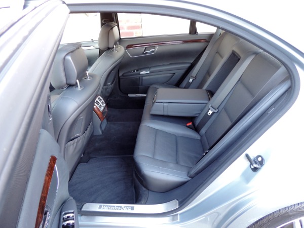 Used-2013-Mercedes-Benz-S-Class-S-550-4MATIC