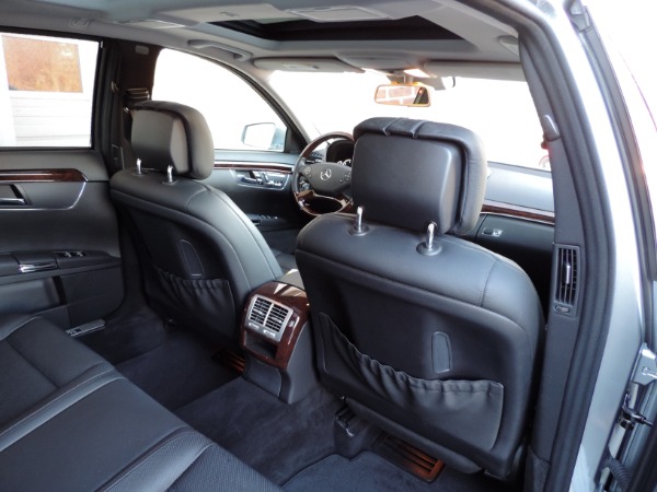 Used-2013-Mercedes-Benz-S-Class-S-550-4MATIC