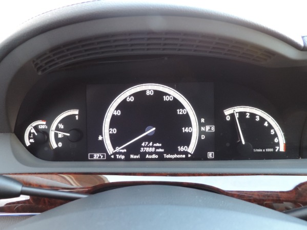 Used-2013-Mercedes-Benz-S-Class-S-550-4MATIC