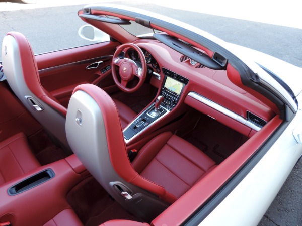 Used-2016-Porsche-911-Turbo