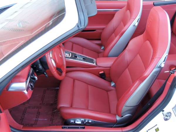 Used-2016-Porsche-911-Turbo