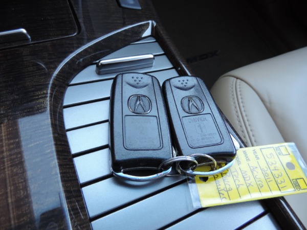 Used-2011-Acura-MDX-SH-AWD-w/Tech-w/RES