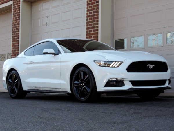 Used-2016-Ford-Mustang-EcoBoost-Premium