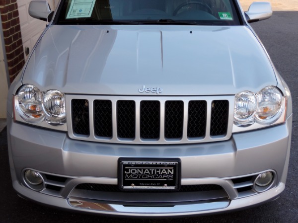 Used-2007-Jeep-Grand-Cherokee-SRT8