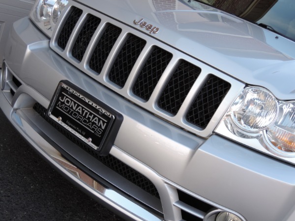 Used-2007-Jeep-Grand-Cherokee-SRT8