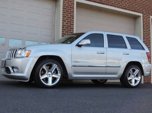 Used-2007-Jeep-Grand-Cherokee-SRT8