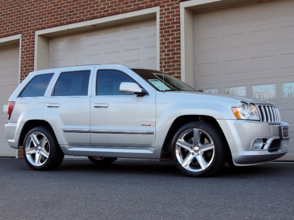 Used-2007-Jeep-Grand-Cherokee-SRT8