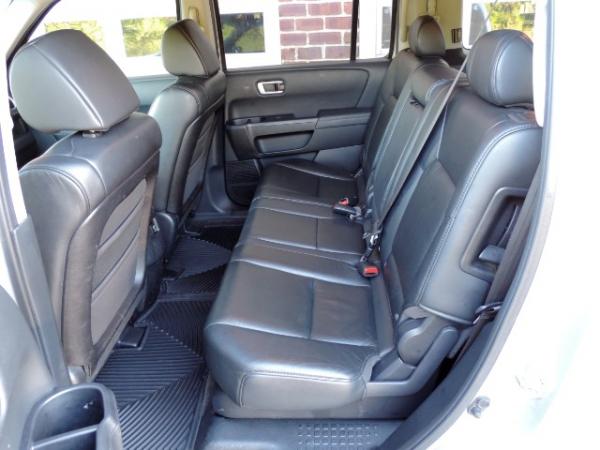 Used-2011-Honda-Pilot-4WD-EX-L---LEATHER---SUNROOF