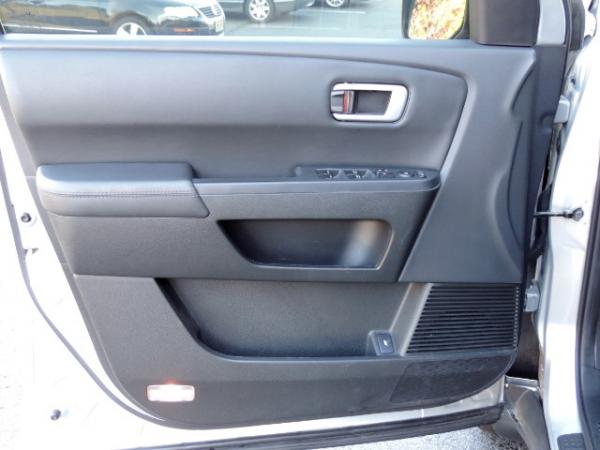 Used-2011-Honda-Pilot-4WD-EX-L---LEATHER---SUNROOF