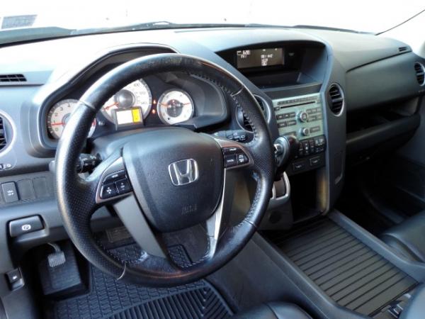 Used-2011-Honda-Pilot-4WD-EX-L---LEATHER---SUNROOF