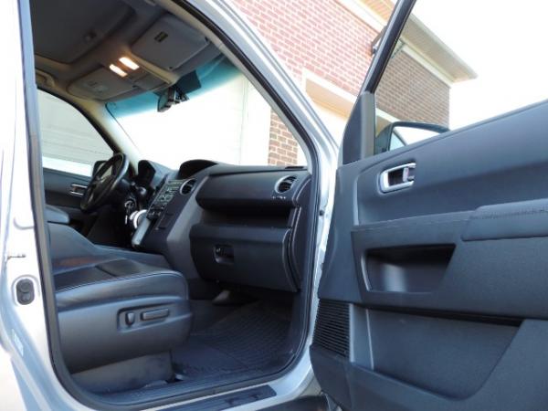 Used-2011-Honda-Pilot-4WD-EX-L---LEATHER---SUNROOF