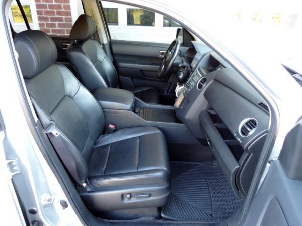 Used-2011-Honda-Pilot-4WD-EX-L---LEATHER---SUNROOF