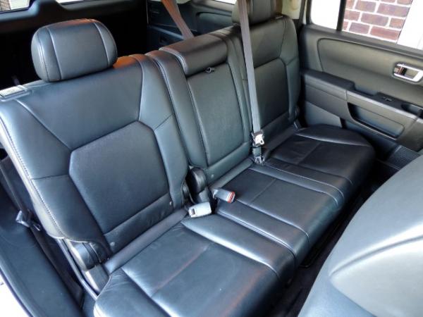 Used-2011-Honda-Pilot-4WD-EX-L---LEATHER---SUNROOF