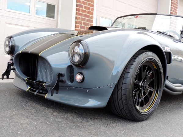 New-1965-Backdraft-Racing-Cobra-Roadster