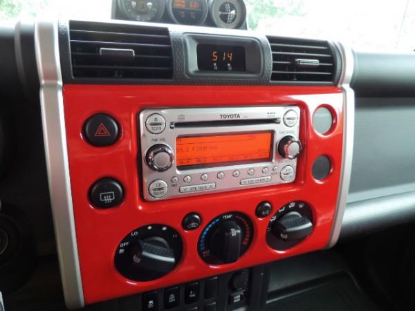 Used-2012-Toyota-FJ-Cruiser-4WD---TRAIL-TEAMS-EDITION---3-GAUGE-POD