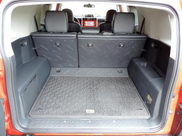 Used-2012-Toyota-FJ-Cruiser-4WD---TRAIL-TEAMS-EDITION---3-GAUGE-POD