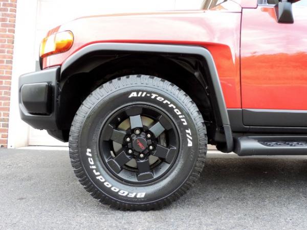 Used-2012-Toyota-FJ-Cruiser-4WD---TRAIL-TEAMS-EDITION---3-GAUGE-POD