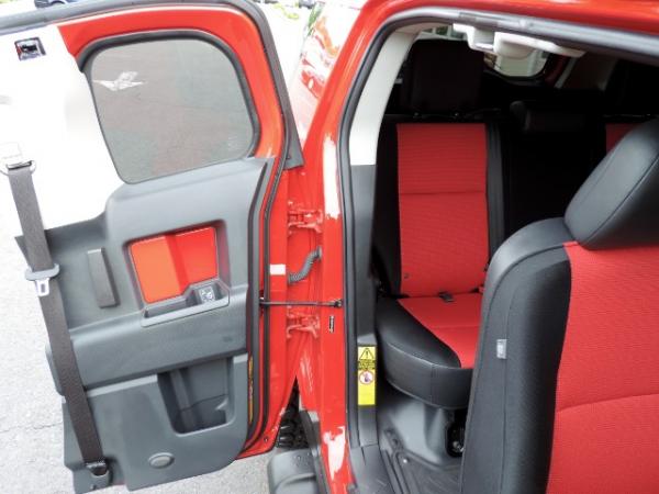 Used-2012-Toyota-FJ-Cruiser-4WD---TRAIL-TEAMS-EDITION---3-GAUGE-POD