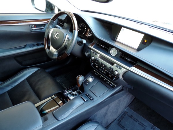 Used-2014-Lexus-ES-350-Premium