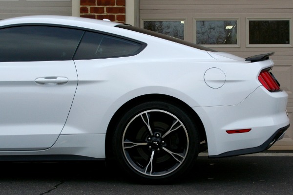 Used-2016-Ford-Mustang-GT-Premium