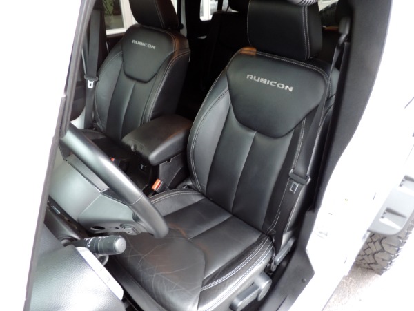 Used-2015-Jeep-Wrangler-Unlimited-Rubicon