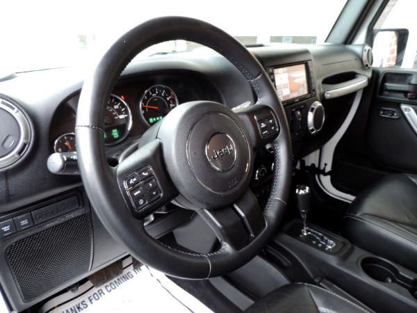 Used-2015-Jeep-Wrangler-Unlimited-Rubicon