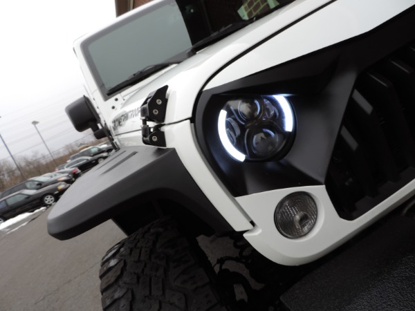 Used-2015-Jeep-Wrangler-Unlimited-Rubicon